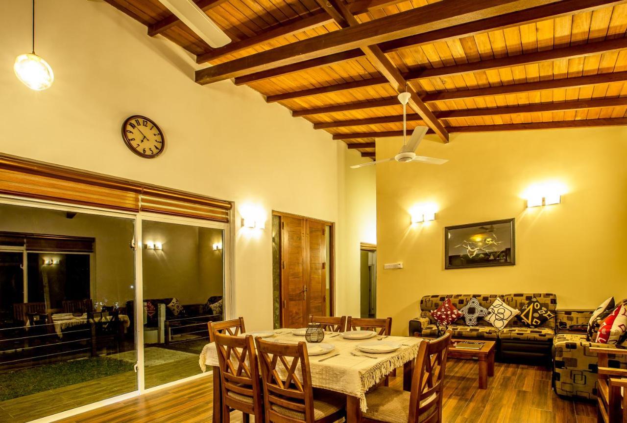 Temple Pond Villa Colombo Пилияндала Экстерьер фото